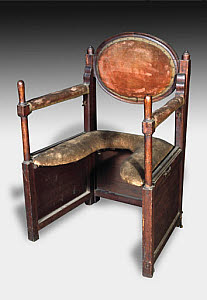 10288891
� Science Museum
A collapsible parturition chair, 1701-1830.