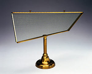 10314745
� Science Museum
Hyperbolic Paraboloid, surface string model, 1872.