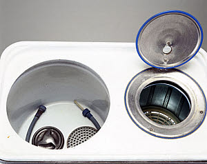 10250646
� Science Museum
Rolls �Duo-matic� twin-tub, 1963.