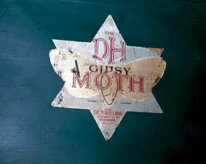 10304798
� Science Museum
Insignia on Amy Johnson�s de Havilland 60 Gipsy Moth aeroplane, 1928.
