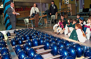 10324623
&copy; Science Museum
World's largest abacus, Science Museum, London, 23 January 2001.
