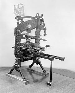 10312125
&copy; Science Museum
Columbian printing press, 1837.