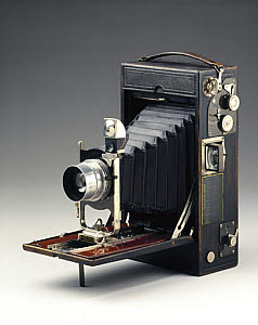 10243429
Kodak 4A Speed Camera, 1908-1913.