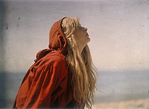10462033
Portrait of Christina wearing a red cloak c.1913.
