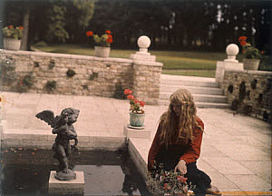 10462658
Christina by the pond, c 1913.