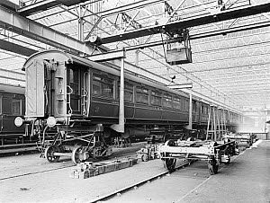10444480
&copy; National Railway Museum
Carriage repair at Newton Heath Works, Greater Manchester, 5 March 1927.