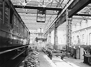 10444481
&copy; National Railway Museum
Carriage repairs, Newton Heath Works, Greater Manchester, 5 March 1927.