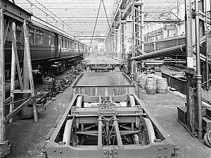 10444484
&copy; National Railway Museum
Carriage repairs, Newton Heath Works, Greater Manchester, 5 March 1927.