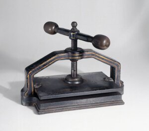 10233287
&copy; Science Museum
Early letterpress, c 1700.