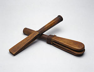 10320265
© Science Museum
Wooden leper clapper, English, c 17th century. 10320265
© Science Museum
Wooden leper clapper, English, c 17th century.