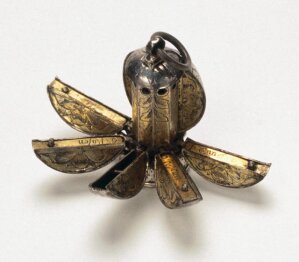 10289169
&copy; Science Museum
Pomander.