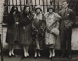 10547913
&copy; NMeM Daily Herald Archive
Kate Meyrick and her children, about 1920s.