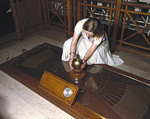 10221218
&copy; Science Museum
Resetting Foucault�s Pendulum, 1988.