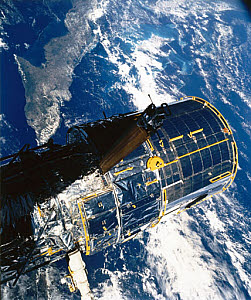 10301962
&copy; NASA
Deployment of the Hubble Space Telescope, 1990.