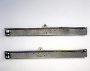 10313163
&copy; Science Museum
Two thermometers, 1835-1875.