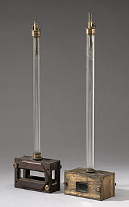 10463393
&copy; Science Museum
Mounting jigs.