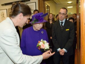10463024
&copy; Science Museum
Her Majesty the Queen at the Smith Centre, Science Museum, London, 2006.