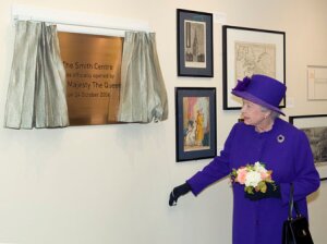 10463026
&copy; Science Museum
Her Majesty the Queen at the Smith Centre, Science Museum, London, 2006.