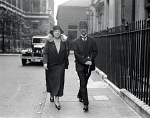 10320749
&copy; NMeM Daily Herald Archive
Mr and Mrs Chamberlain arriving at Downing Street, 19 September 1931.