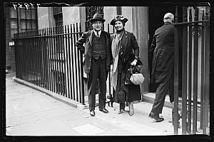 10436167
&copy; NMeM Daily Herald Archive
Stanley Baldwin & his wife Lucy Baldwin, 25 September 1932.