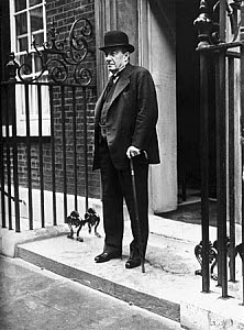 10316182
&copy; NMeM Daily Herald Archive
Stanley Baldwin (1867-1947).