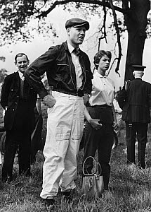 10438787
&copy; Manchester Daily Express
Mike Hawthorn with Renny Lister at Oulton Park, 12 July 1956.