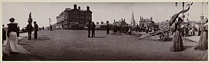 10458725
&copy; TBC / Royal Photographic Society
'Street Scene, Scarborough', c 1906.