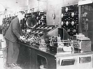 10250210
World Wide Telegraph Transmitter in Rugby, Warwickshire, 17 November 1930.