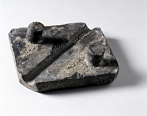 10325130
© Science Museum
Lead weight from the first cross-Channel telegraph cable, c 1850. 10325130
© Science Museum
Lead weight from the first cross-Channel telegraph cable, c 1850.