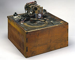 10325637
&copy; Science Museum
Julius ticket machine for 'forecast' bets on greyhound races, c 1933.