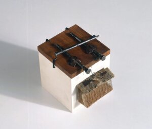 10213645
Three-nail microphone, c 1878.