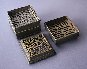 10319863
&copy; Science Museum
Incense clock, Chinese, 18th century.