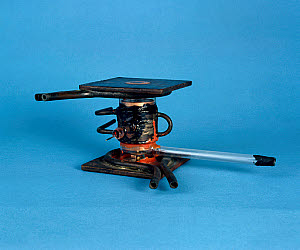 10305666
Original Cavity Magnetron, 1940.