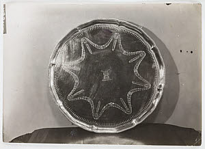 10432570
&copy; NMeM Daily Herald Archive
'Presentation to Sir Alexander Fleming', 1943.