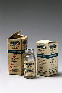 10315476
&copy; Science Museum
Penicillin specimen with original packaging, c 1950.