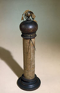 10204496
&copy; Science Museum
Column sundial, 17th century.