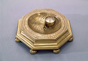 10239696
&copy; Science Museum
Florentine cup sundial, 1580.