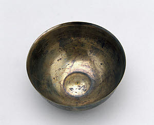 10327396
&copy; Science Museum
�Sinking bowl' water clock, Saxon.
