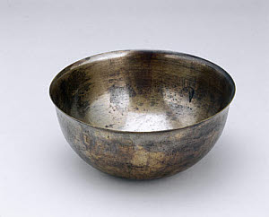 10327397
&copy; Science Museum
'Sinking bowl' water clock, Saxon.