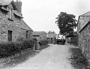 10449517
&copy; National Railway Museum
Delivery lorry at a farm, 1935.