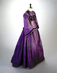 10321320
&copy; Science Museum
Silk dress, c 1862.