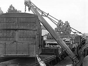 10449526
&copy; National Railway Museum
Removal van being loaded onto a train, 1937.