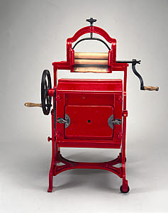 10250649
&copy; Science Museum
The 'Vowel Y' washing machine and wringer, 1897.