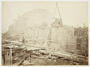 10446872
&copy; National Railway Museum
Construction of the roof of St Pancras Station, London, c 1867.