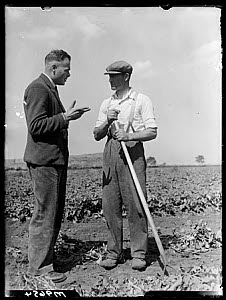 10462483
&copy; NMeM Daily Herald Archive
Tom Bavin, 1945.