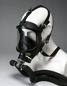 10308398
&copy; Science Museum
Breathing apparatus with full-face rubber mask, c 1980.