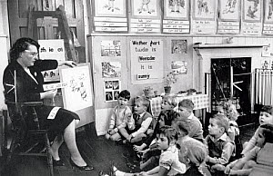10309632
Teaching children to read, 9 November 1961.