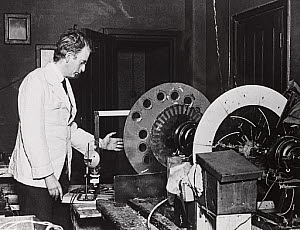 10249780
John Logie Baird, Scottish television pioneer, 1926.