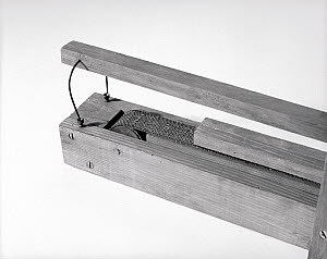 10300611
First morse telegraph, 1835.
