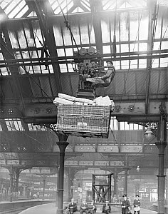 10444408
&copy; National Railway Museum
Overhead carrier in a warehouse at Victoria dock, Hull, c 1922.